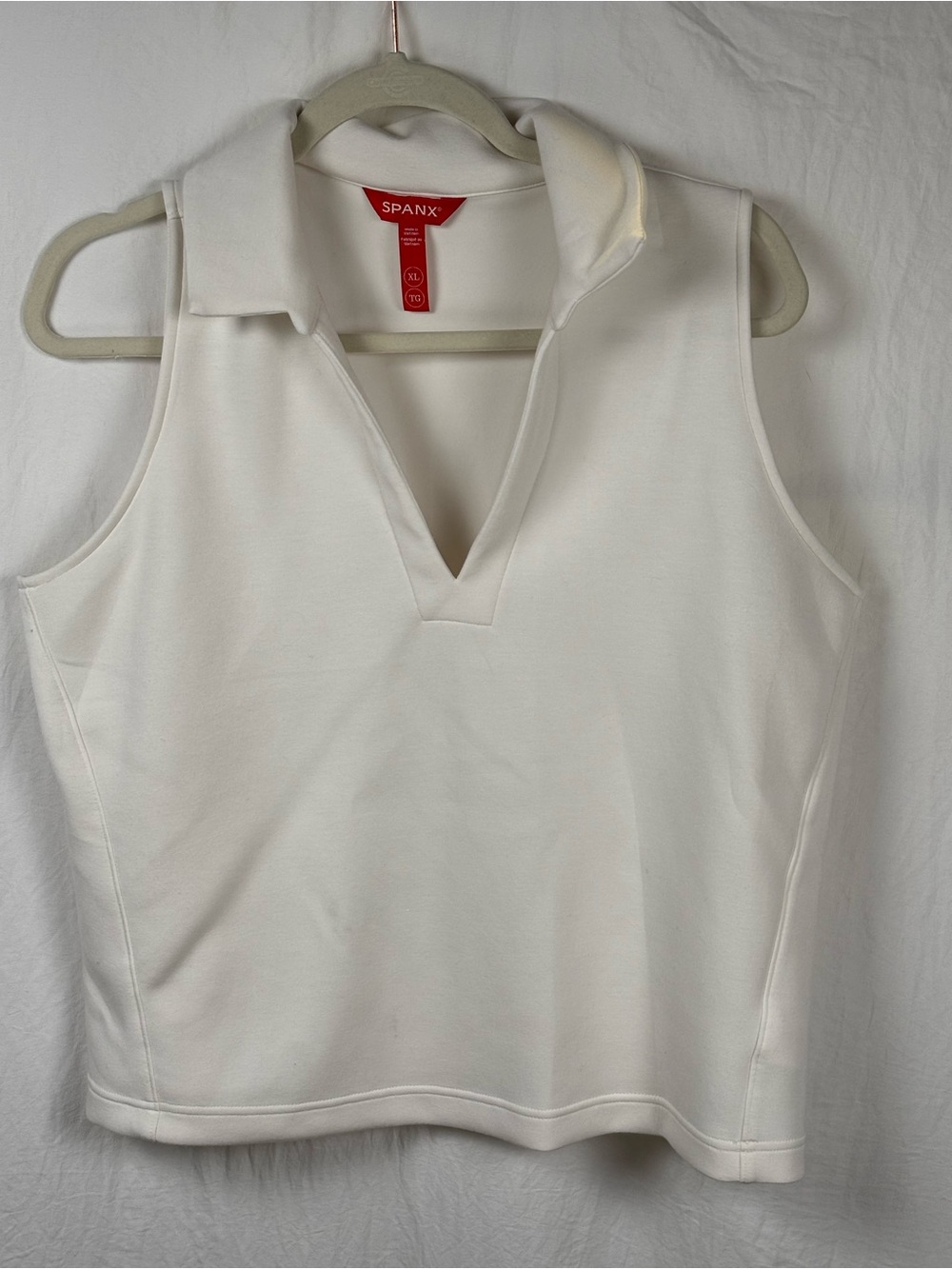 SPANX women’s XL White V-Neck Sleeveless Polo Tank